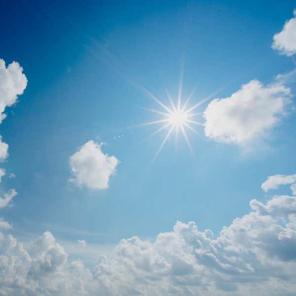 Picture of a bright sunny sky